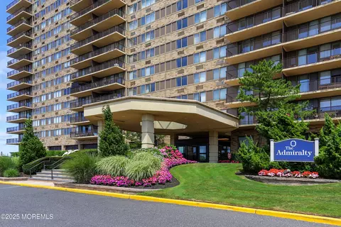 55 Ocean Ave #2C, Monmouth Beach, NJ 07750