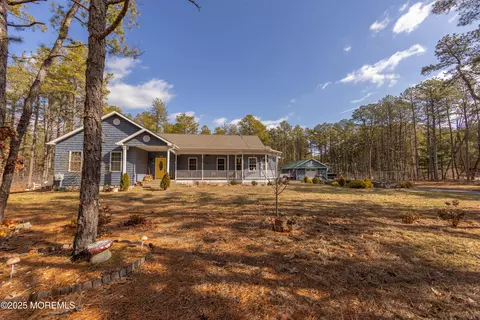 1661 Cabot Ave, Whiting, NJ 08759