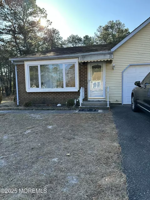 23 Canton Dr # A, Whiting, NJ 08759