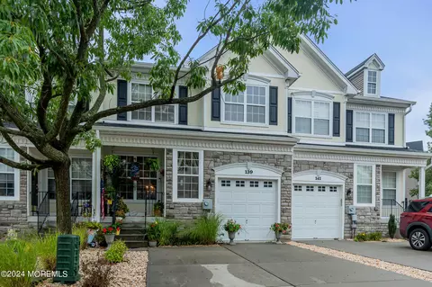 139 Brookfield Dr, Jackson, NJ 08527