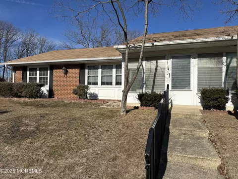 1228 Dumbarton Dr # A, Lakewood, NJ 08701