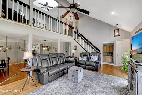7 Provident Ct, Ocean, NJ 07712