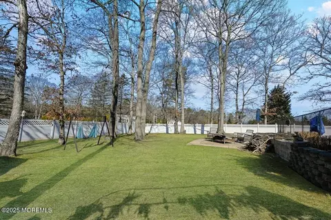 8 Bittersweet Dr, Jackson, NJ 08527 photo 6