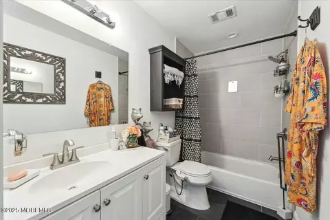 8 Bittersweet Dr, Jackson, NJ 08527 photo 35