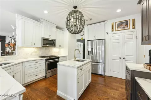 8 Bittersweet Dr, Jackson, NJ 08527 photo 13