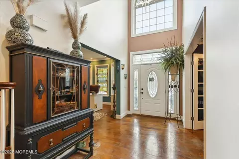 8 Bittersweet Dr, Jackson, NJ 08527 photo 7