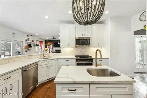 8 Bittersweet Dr, Jackson, NJ 08527 photo 15