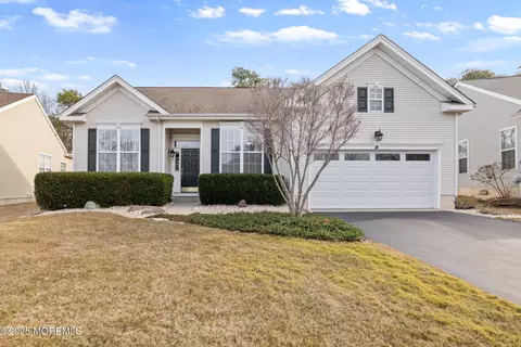 32 Shady Stream Rd, Barnegat, NJ 08005
