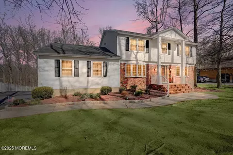 106 Taylors Mills Rd, Manalapan, NJ 07726