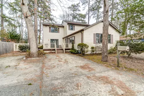 340 Seminole Ln, Brick, NJ 08724