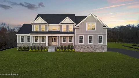 129 Crine Rd, Morganville, NJ 07751