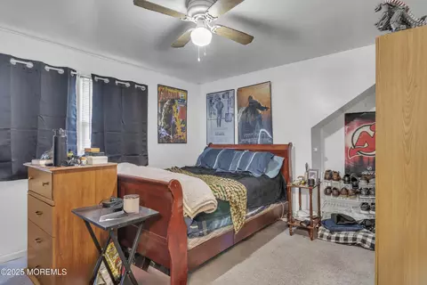 Bedroom - 1670 Forge Pond Rd, Brick, NJ 08724 photo 2 of 5