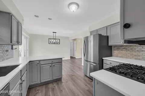Kitchen - 260 Wallace Ave, Forked River, NJ 08731 photo 3 of 3