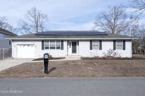 Exterior - 260 Wallace Ave, Forked River, NJ 08731 photo 2 of 8
