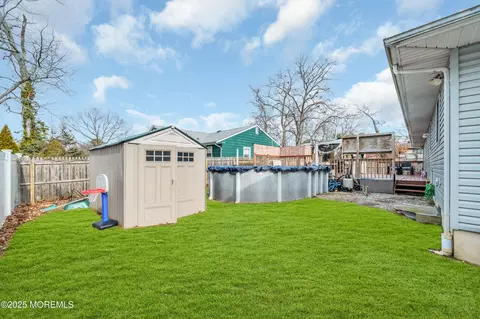 Exterior - 260 Wallace Ave, Forked River, NJ 08731 photo 5 of 8