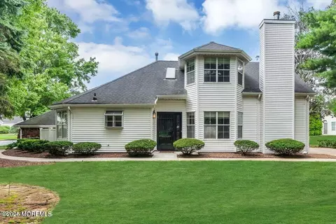 165 Loganberry Ln, Freehold, NJ 07728