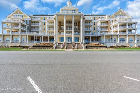 700 Ocean Ave #331, Spring Lake, NJ 07762
