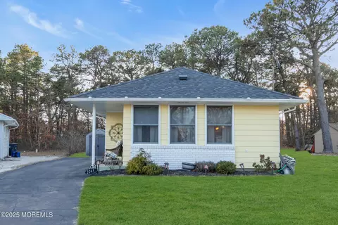2245 Hovsons Blvd, Toms River, NJ 08753