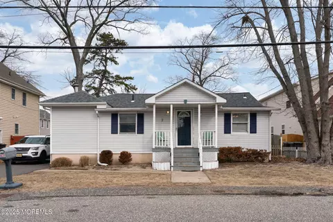 2 Adair Dr, Brick, NJ 08723