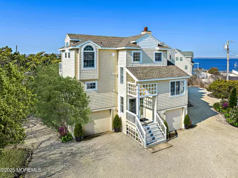 108 Roxie Ave #2, Long Beach Township, NJ 08008