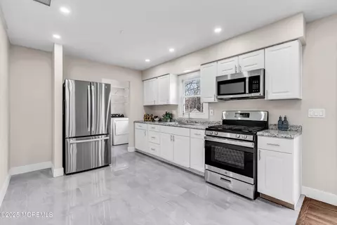 245 Hemlock Ln, Forked River, NJ 08731 photo 12