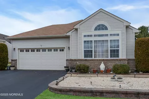 11 Torino Rd, Manchester, NJ 08759