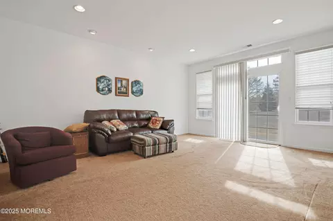 16 Brattleboro Rd, Jackson, NJ 08527 photo 17