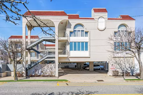 3010 Ocean Ave #102, Wildwood, NJ 08260