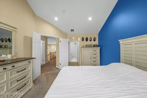 Bedroom - 107 Warbler Dr, Wayne, NJ 07470 photo 5 of 8