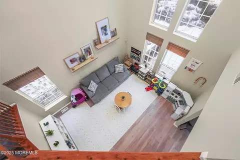 Entry Way - 107 Warbler Dr, Wayne, NJ 07470 photo 2 of 2