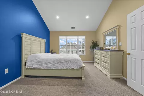 Bedroom - 107 Warbler Dr, Wayne, NJ 07470 photo 4 of 8