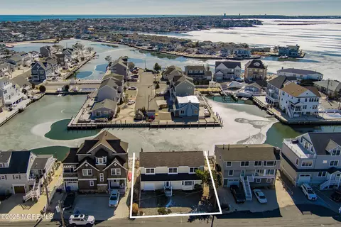 View/Area - 331 Ormond Dr, Lavallette, NJ 08735 photo 8 of 11