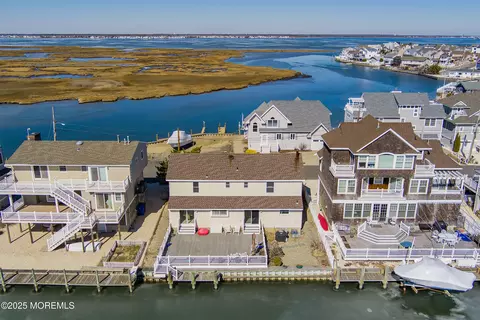 View/Area - 331 Ormond Dr, Lavallette, NJ 08735 photo 4 of 11