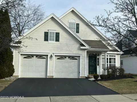 12 Hyacinth Ct, Holmdel, NJ 07733