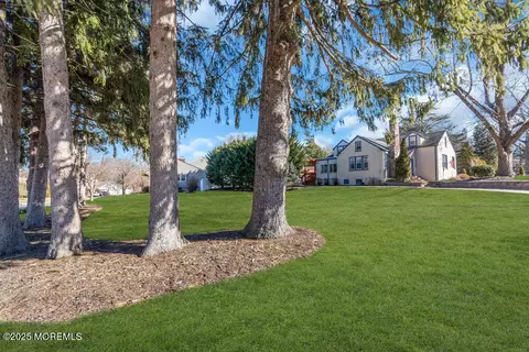 Exterior - 14 Sunset Ave, Matawan, NJ 07747 photo 3 of 6