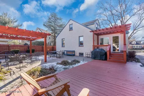 Exterior - 14 Sunset Ave, Matawan, NJ 07747 photo 5 of 6
