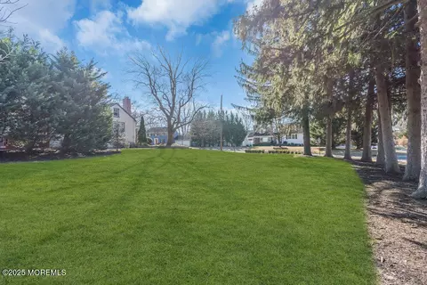 Exterior - 14 Sunset Ave, Matawan, NJ 07747 photo 2 of 6