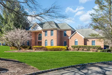 43 Beech Tree Ln, Shrewsbury, NJ 07702