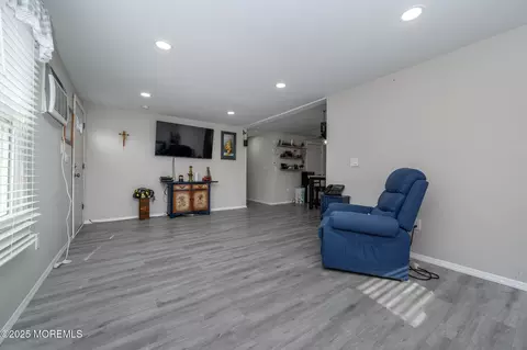 52 Douglas Dr, Jackson, NJ 08527 photo 6