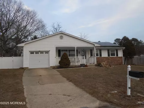 118 Buckhorn Lake Ct, Little Egg Harbor, NJ 08087