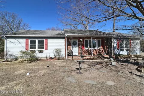 1901 10th Ave, Toms River, NJ 08757