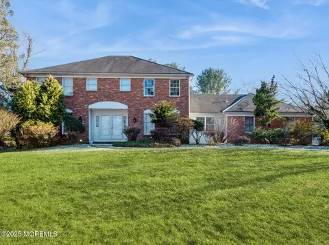 3 Emory Pl, Holmdel, NJ 07733