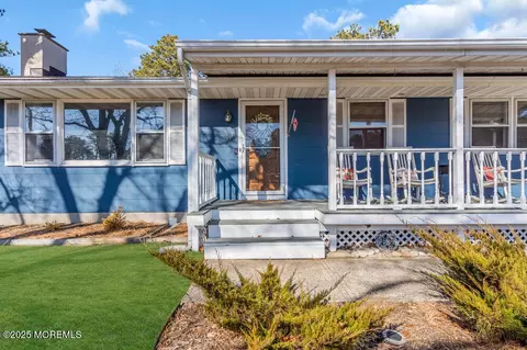 2114 Parkside Dr, Forked River, NJ 08731 photo 5