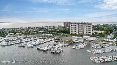 1 Channel Dr #212, Monmouth Beach, NJ 07750
