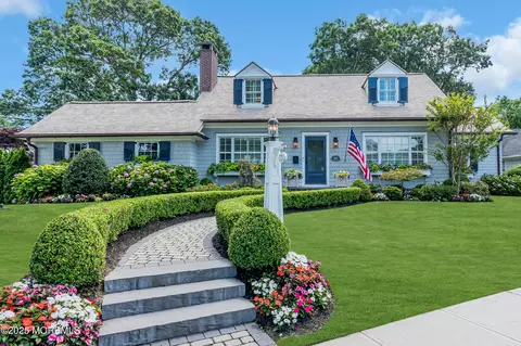 321 Pitney Ave, Spring Lake, NJ 07762