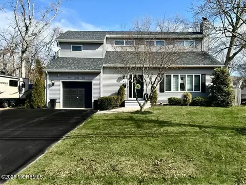 161 Jordan Rd, Brick, NJ 08724