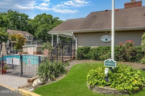 Exterior - 6 Hickory Ct #C, Brielle, NJ 08730 photo 3 of 3