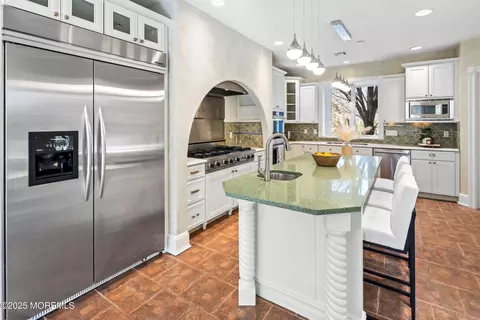 Kitchen - 618 Turkey Point Rd, Brick, NJ 08724 photo 2 of 5
