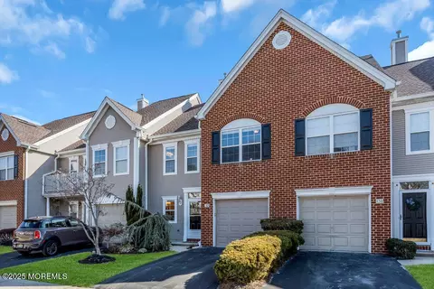 132 Tanya Cir, Ocean, NJ 07712