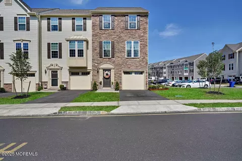 1008 Mississippi St, Toms River, NJ 08755